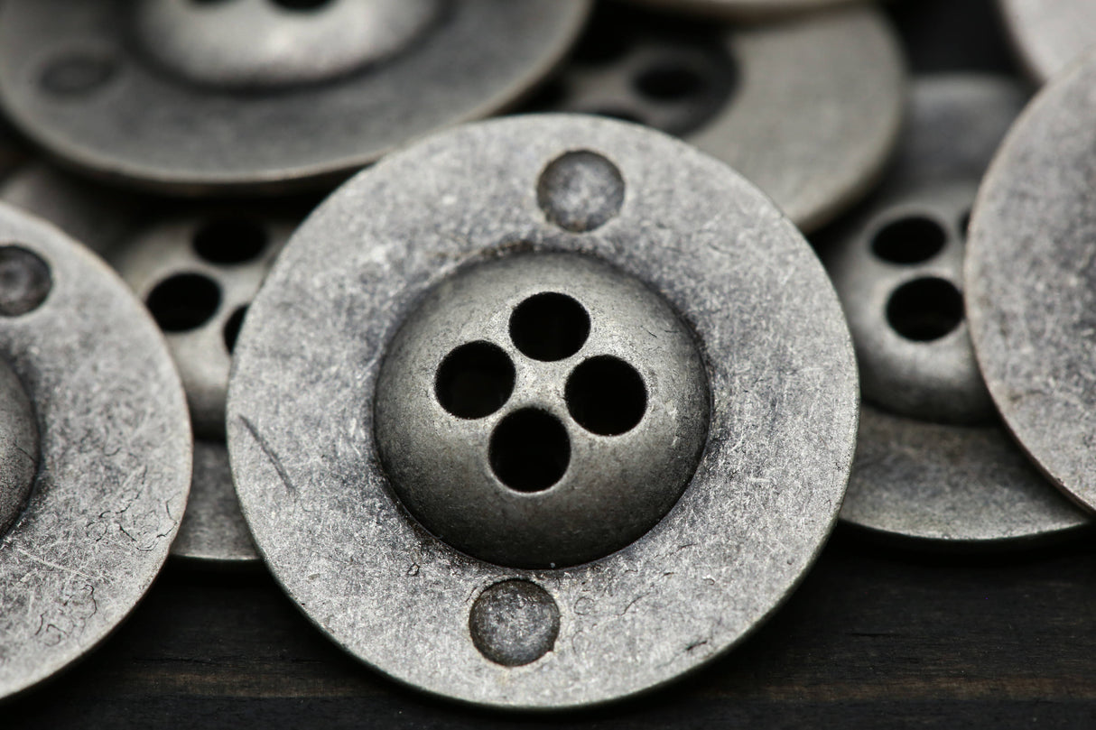 Silver Metal Four-Hole Button 32L
