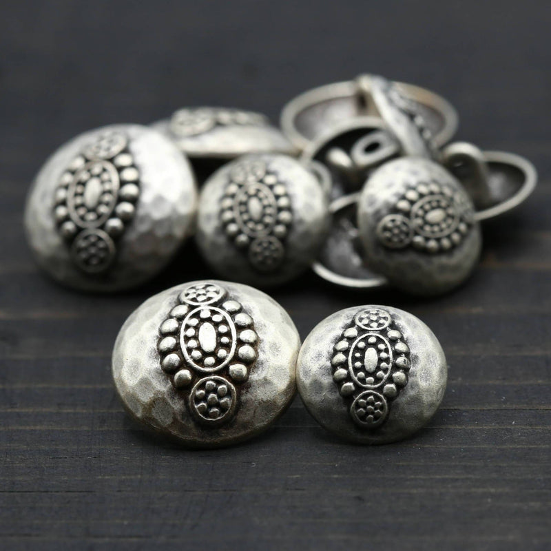 Silver Mallet Effect Metal Shank Button