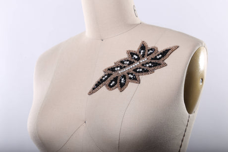 Rhinestone Leaf Applique Black Champagne