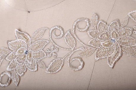 Beaded Lace Trim Champagne 3in