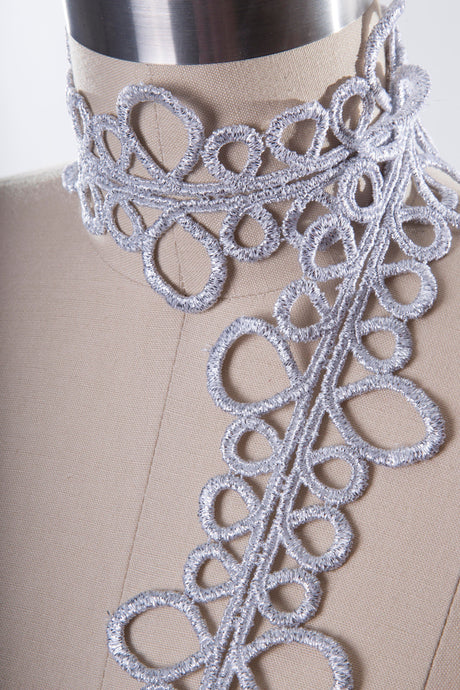 Metallic Venice Lace Circle Trim