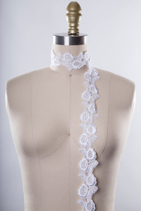 Venice Lace Trim White Ivory 2in Rose Collage