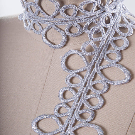 Venice Lace Circle Trim Metallic Gold