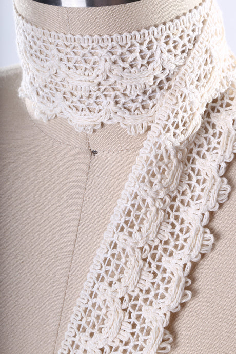 Cluny Lace Trim Ivory 2 Inch Scalloped
