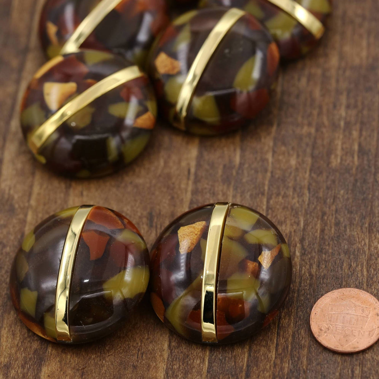 Shank Button Brown Gold 50L