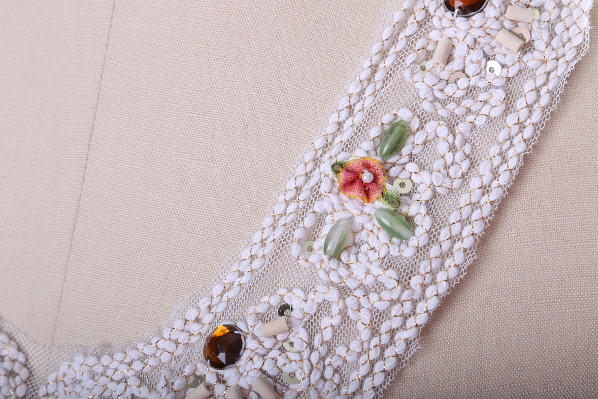Ivory Lace Collar Applique