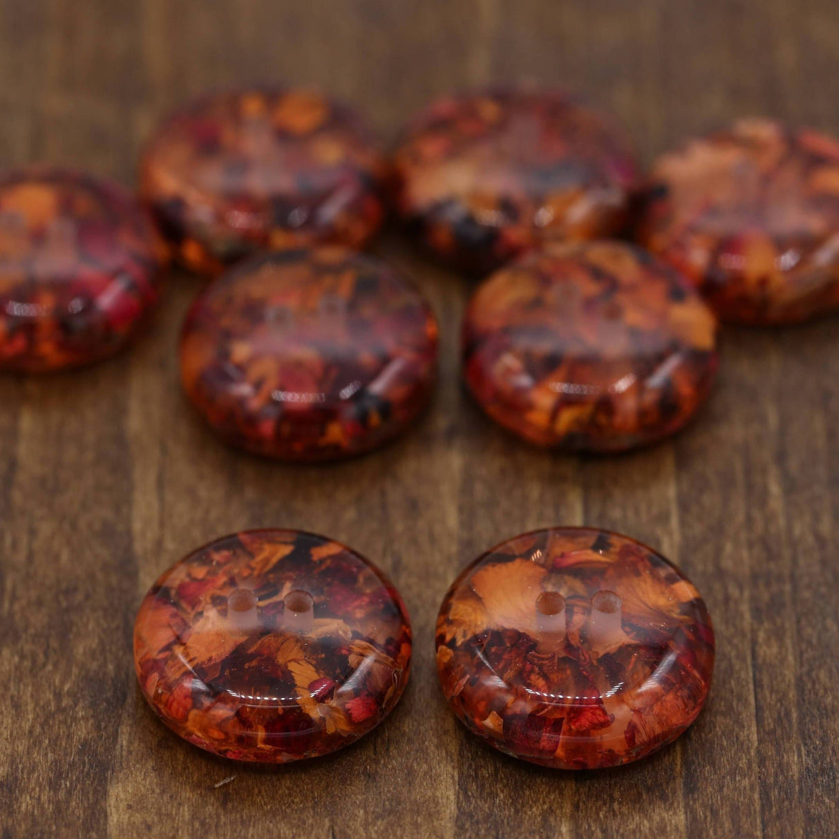 Plastic Button Orange 40L Autumn Leaf