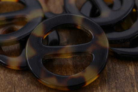 Round Slider Buckle Brown Plastic