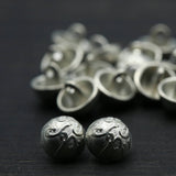 Metal Shank Button Silver Vine Dome 14L