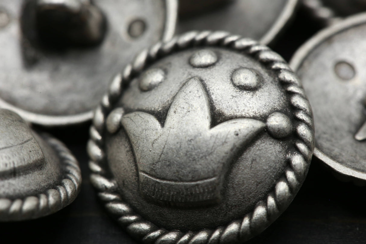 Antique Silver Metal Jester's Crown Button