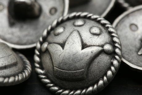 Antique Silver Metal Jester's Crown Button