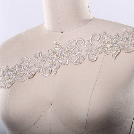 Beaded Lace Trim Champagne 3in