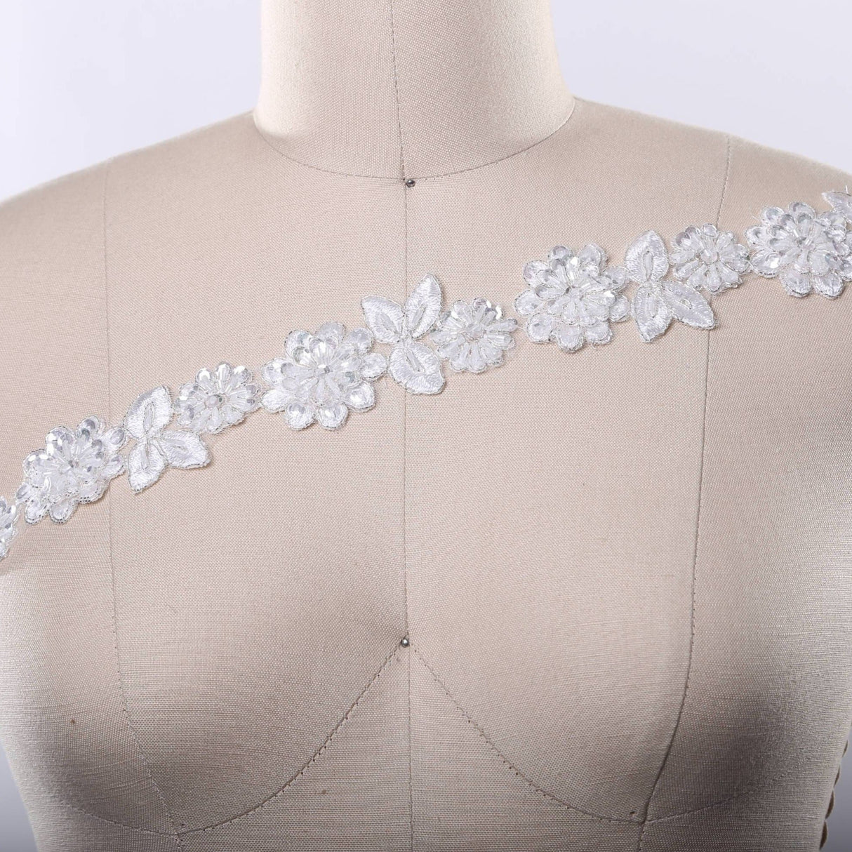 Beaded Lace Trim White Silver 1.75in