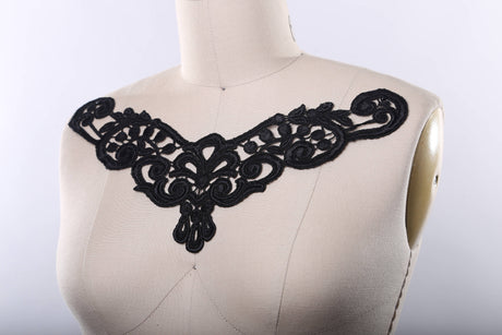 Venice Lace Collar Applique Black White
