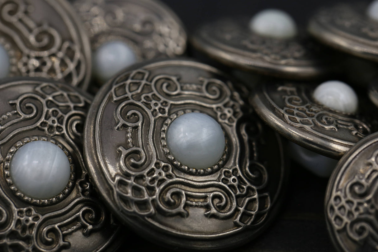 Shank Button with Pearl Center 20mm