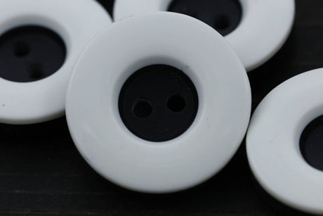 Plastic Button Black White 18mm 2-Hole