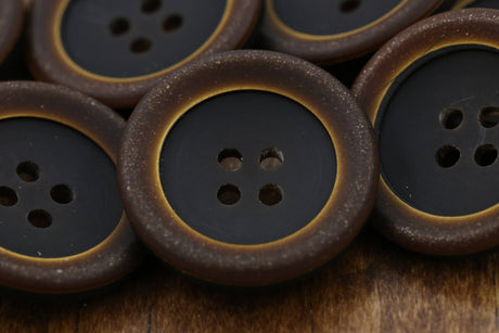 Brown Plastic Button 40L 25mm