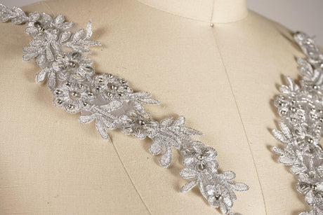 Metallic Silver Lace Applique Pair