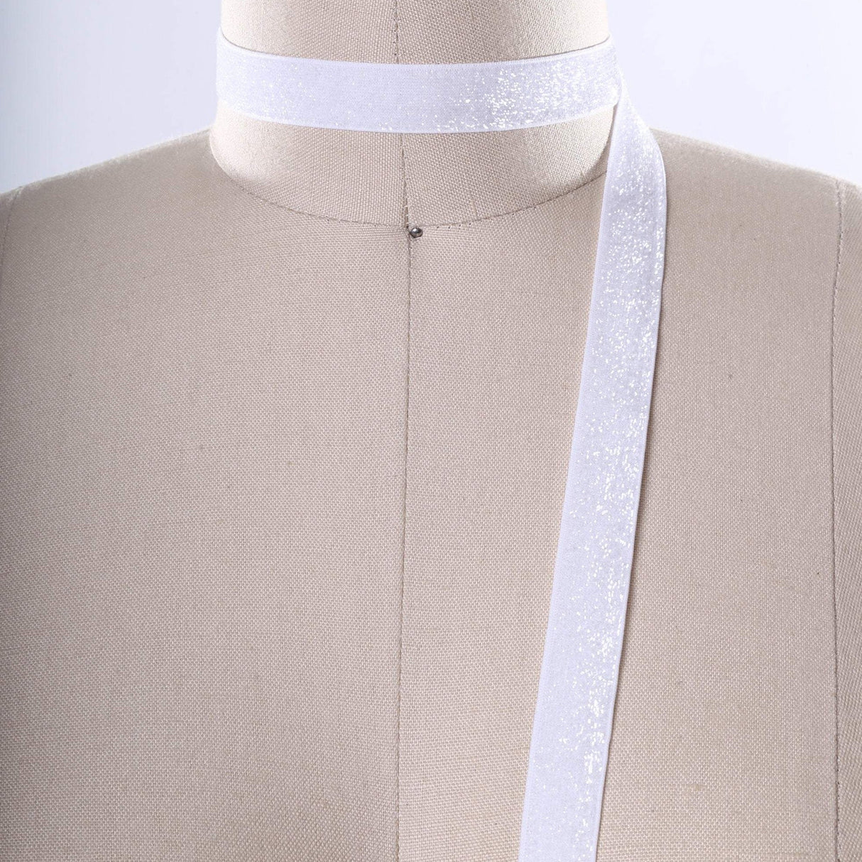 Glitter Elastic Trim White 5/8"
