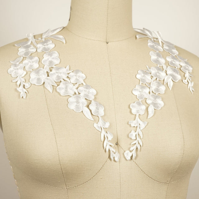 Embroidered Flower Iron-On Patch Pair White