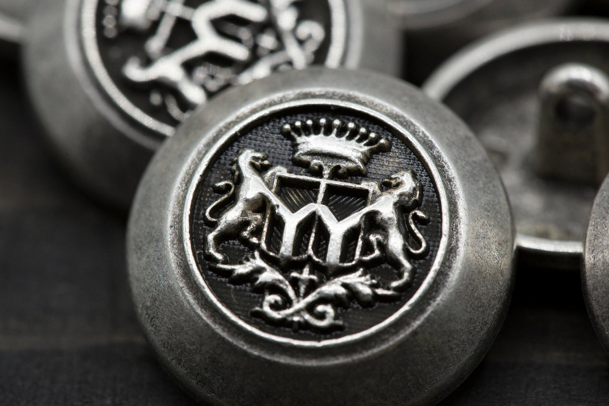 Metal Shank Button Silver Crown 20mm