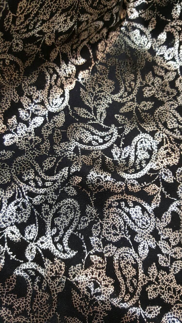 Shining Satin Gold Paisley Black