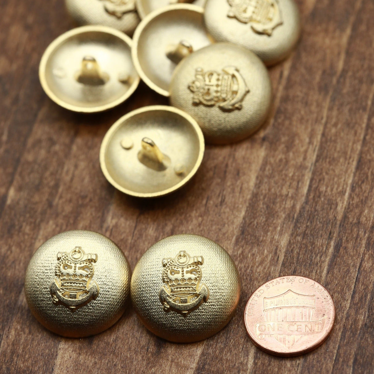 Anchor Emblem Shank Button Gold 36L