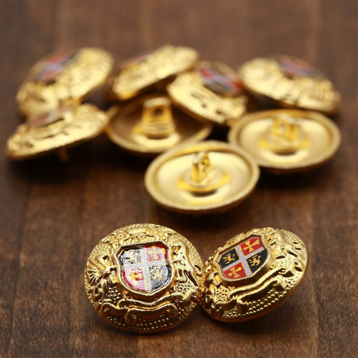 Metal Button 4-Pack Gold Medieval Viking Flag