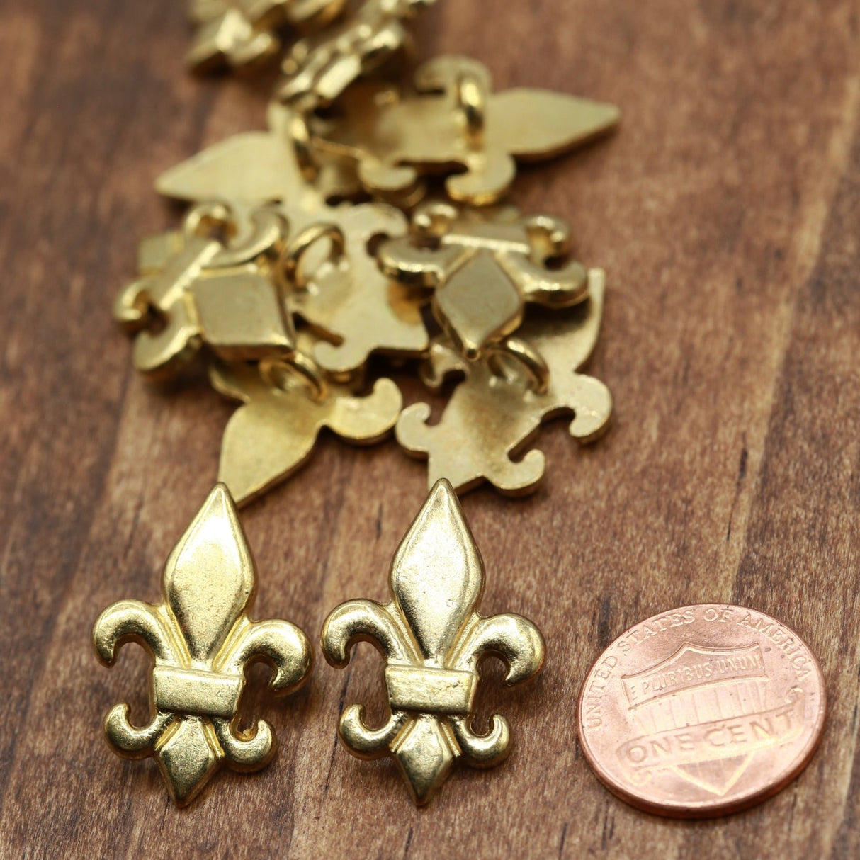 Gold Flor De Lis Shank Button 25mm