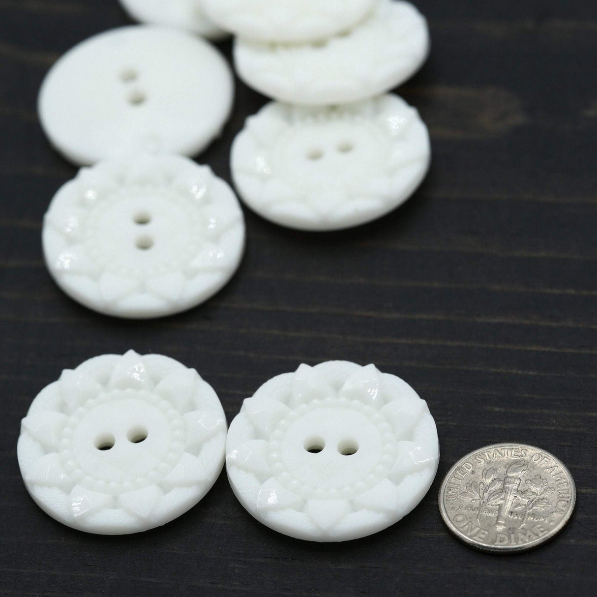 Plastic Button 12-Pack Off White Textured 27mm