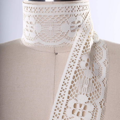 Lace Trim Ivory White Polyester 2 Yards