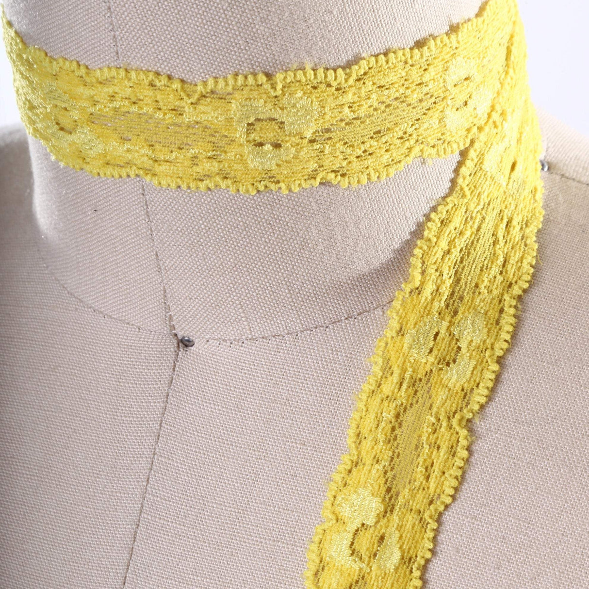 Stretch Lace Trim Bright Yellow 7/8"