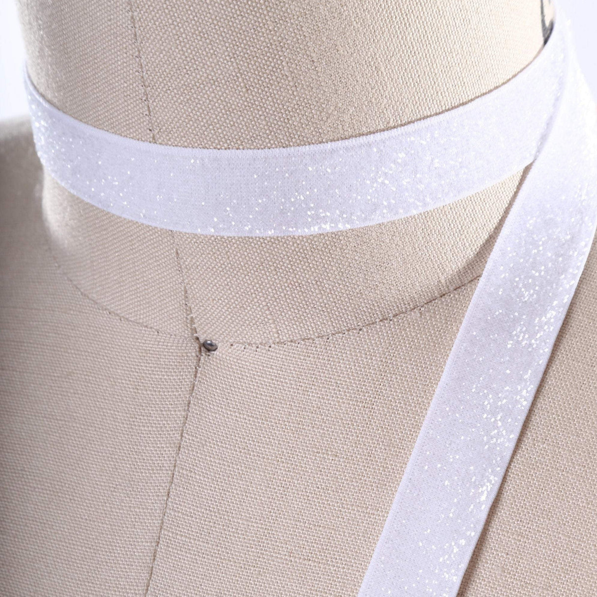 Glitter Elastic Trim White 5/8"