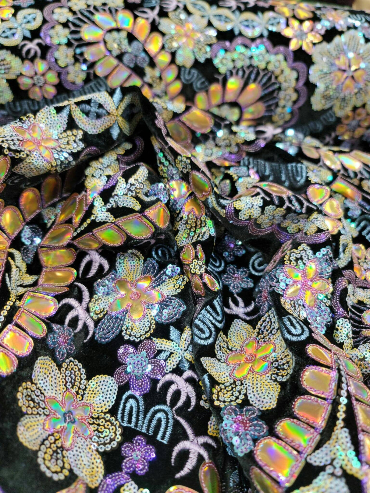 Stretch Velvet Multicolor Sequin Embroidery Lace