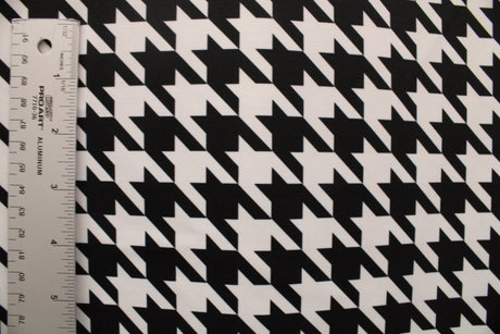 Black And White Houndstooth Polyester Spandex Fabric - Black And White Houndstooth, 58/60" Width (1 Yard)