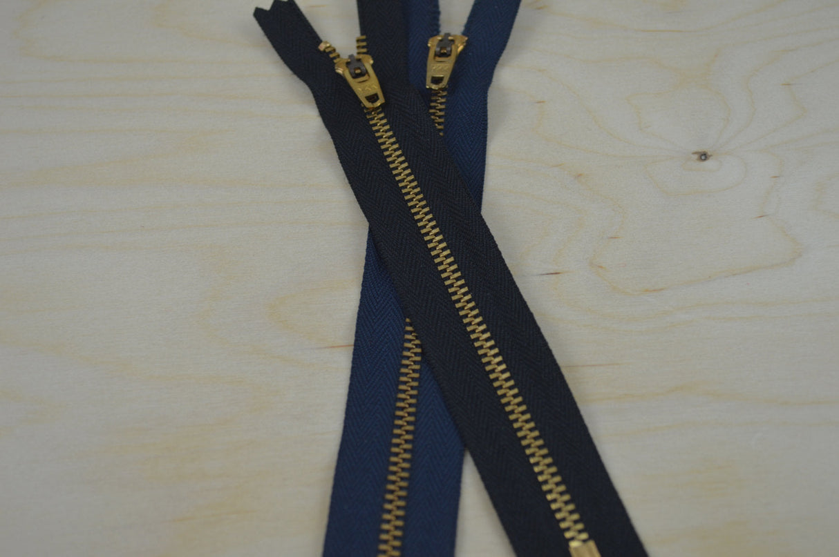 Metal Zipper 7 Inch Gold YKK