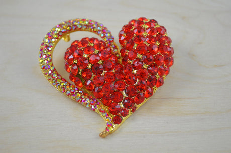 Rhinestone Heart Brooch Red Gold