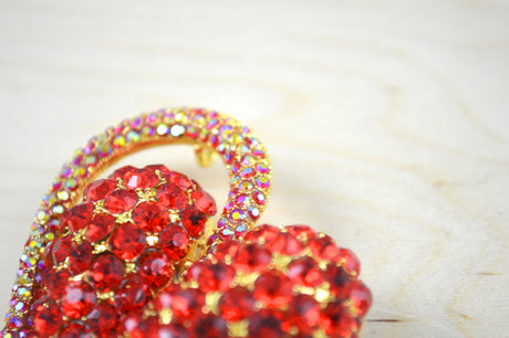 Rhinestone Heart Brooch Red Gold