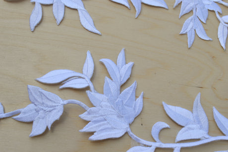 Embroidered Flower Patch White Iron-On Applique