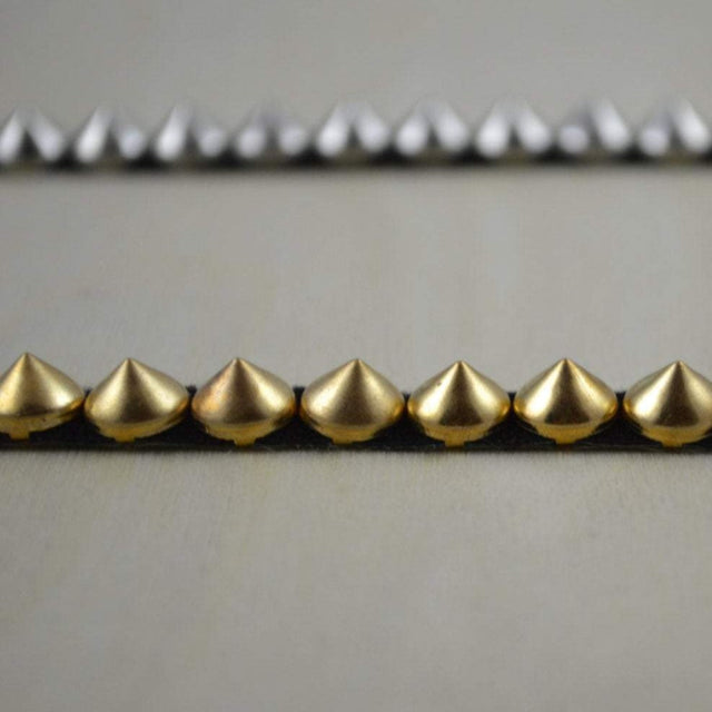 Spike Trim Iron-On 1/4"