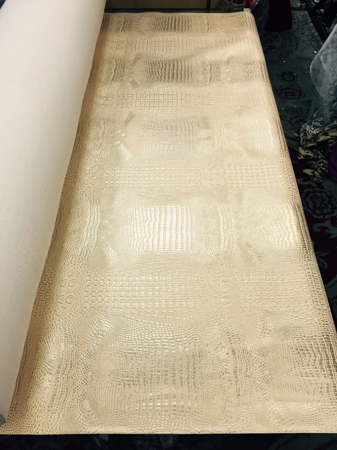 Crocodile Texture Vinyl Peach