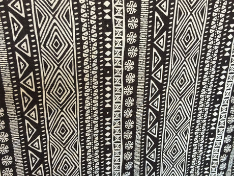 Rayon Crepe Print Off White Black