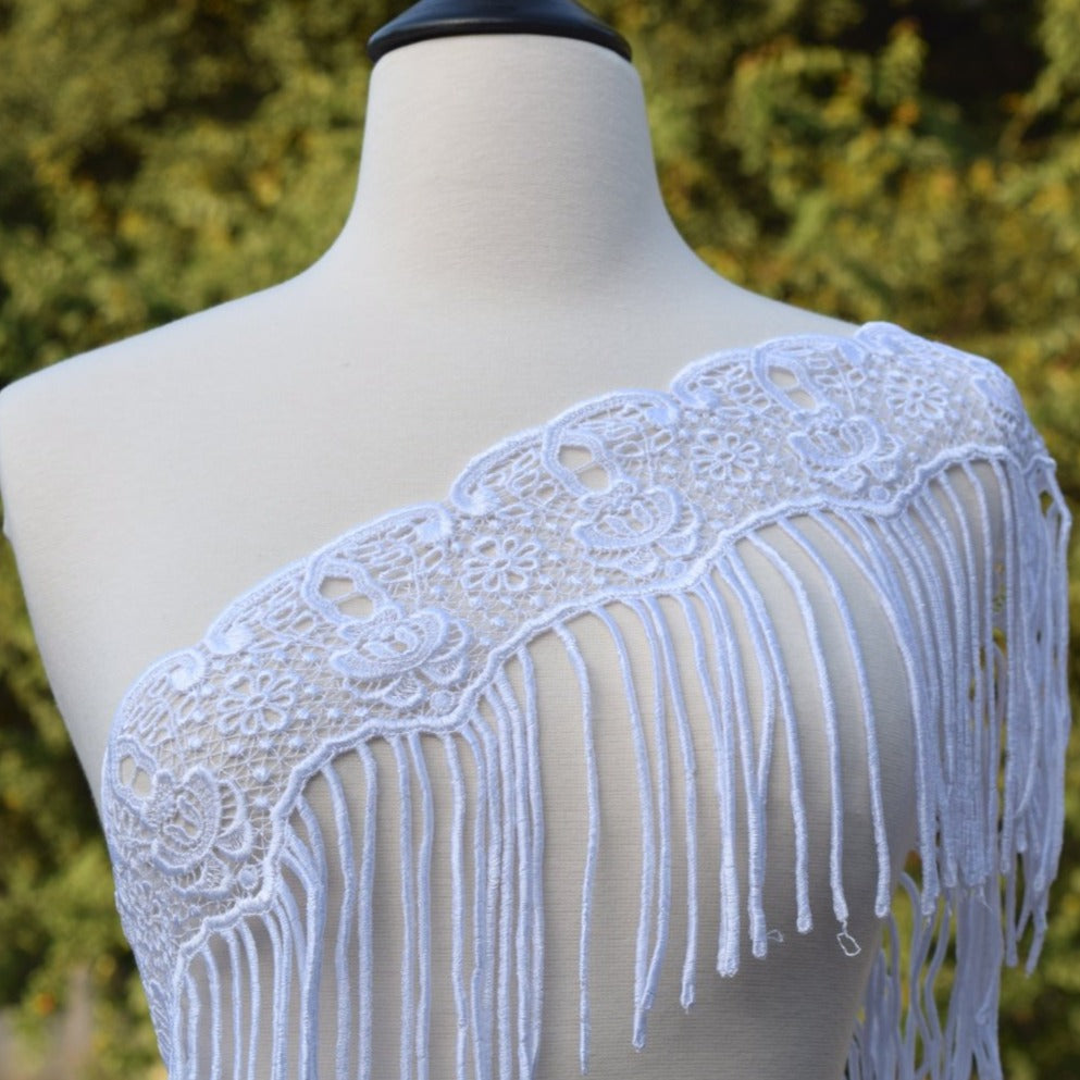 Venice Lace Fringe Trim White 9 Inch