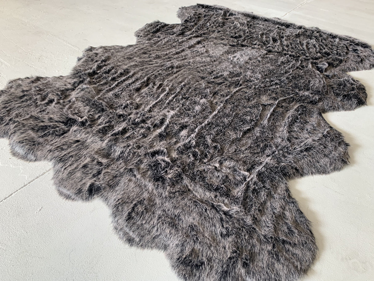 Renne Area Rug Bed Cover Collection Faux Fur Fabric - White, Tip Dye Gray, Animal Shape, 5' X 8', 2' X 6', 2' X 3' (1 Unit)