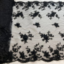 1 yarda de encaje floral 3D doble cara con cuentas, malla de red 100% poliéster, 21" de ancho