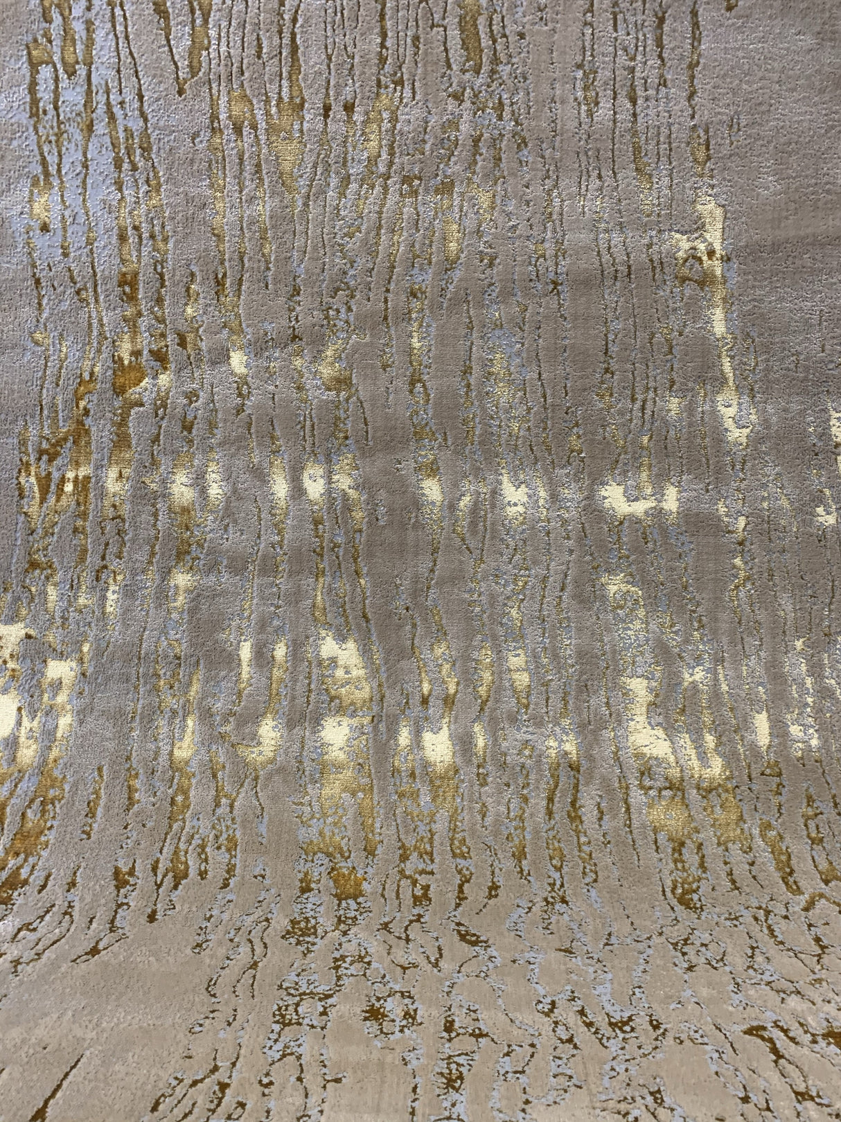 Maximus 230 Polyester Viscose Blend Fabric - Color-Changing Flat Weave, Rain Gold Viscose, 10' X 13' (1 Rug)