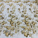 1 yarda de tela de encaje con cuentas y lentejuelas bordada sobre malla de red 100% poliéster | color marfil con dorado, ancho de 48 pulgadas