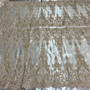 1 yarda de encaje nupcial con cordones bordado sobre malla 100% poliéster color dorado