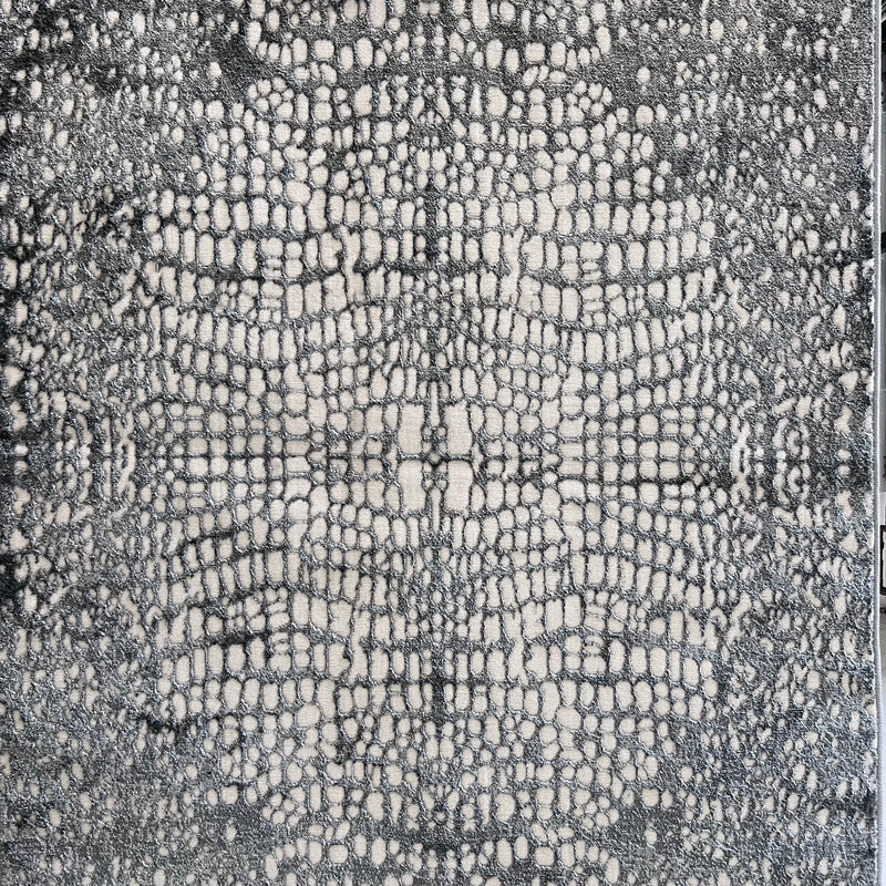 Tess 908 Gray Polypropylene Area Rug - Gray, Soft Backing, Power-Loomed, Stain And Fade Resistant (5' 3" X 7' 4")