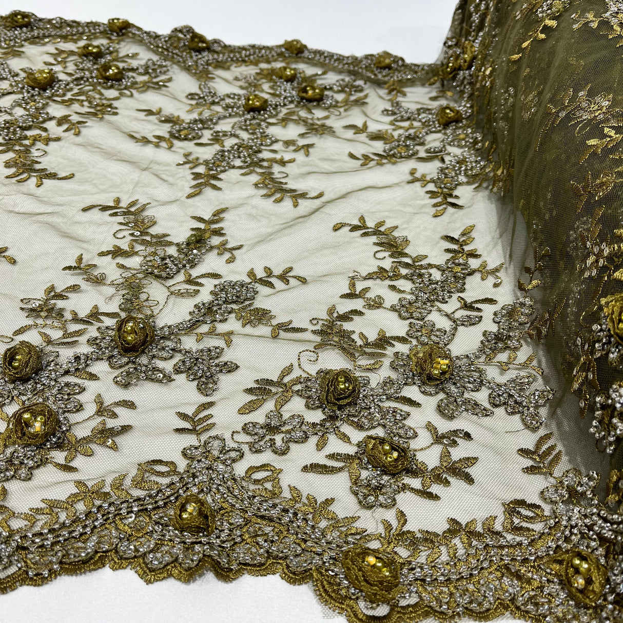 Beaded 3D Floral Lace Trimming 21" Wide